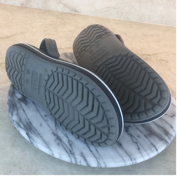 Crocs Gray White Blue Slip-on Sandal Water Shoe Kid's Size J5 - Picture 8 of 9